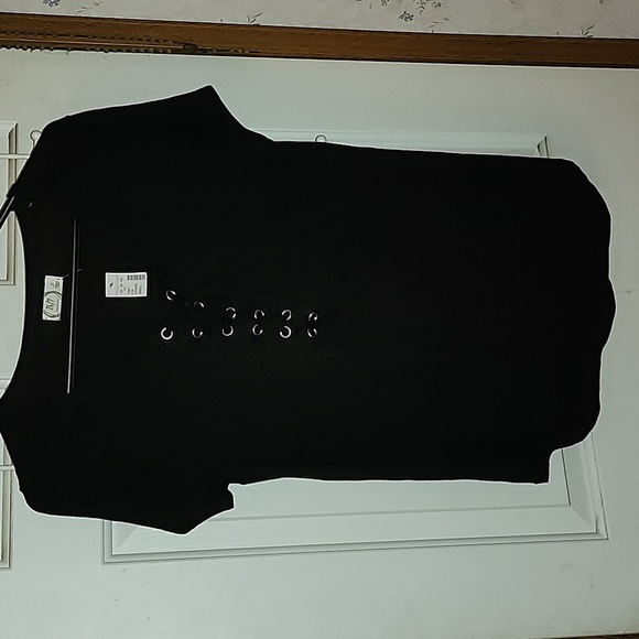 Maurices 24/7 tee NWT - Picture 6 of 6